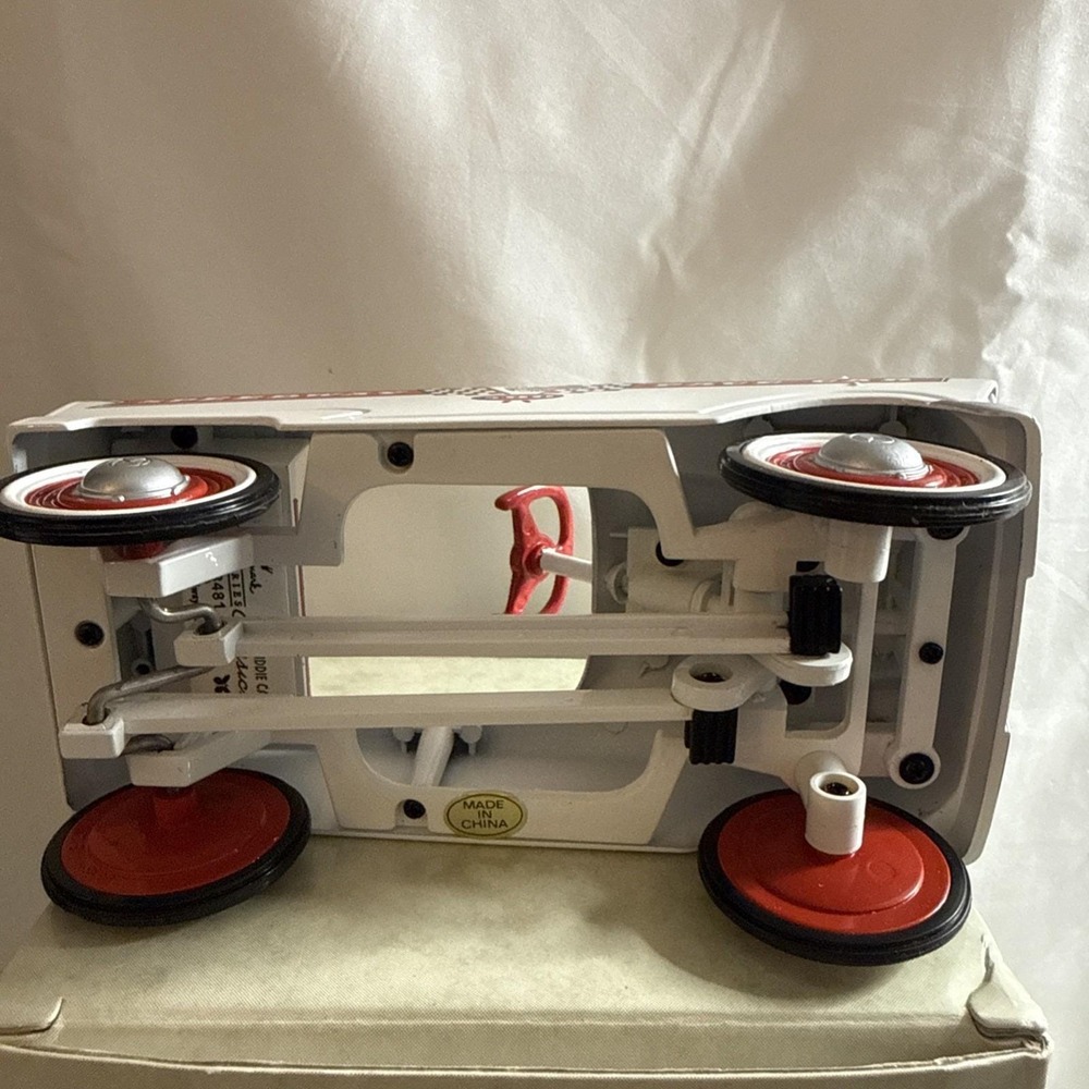 Vintage Hallmark Kiddie Classics 1961 Murray Speedway Pace Car – Box & COA - Picture 10 of 16